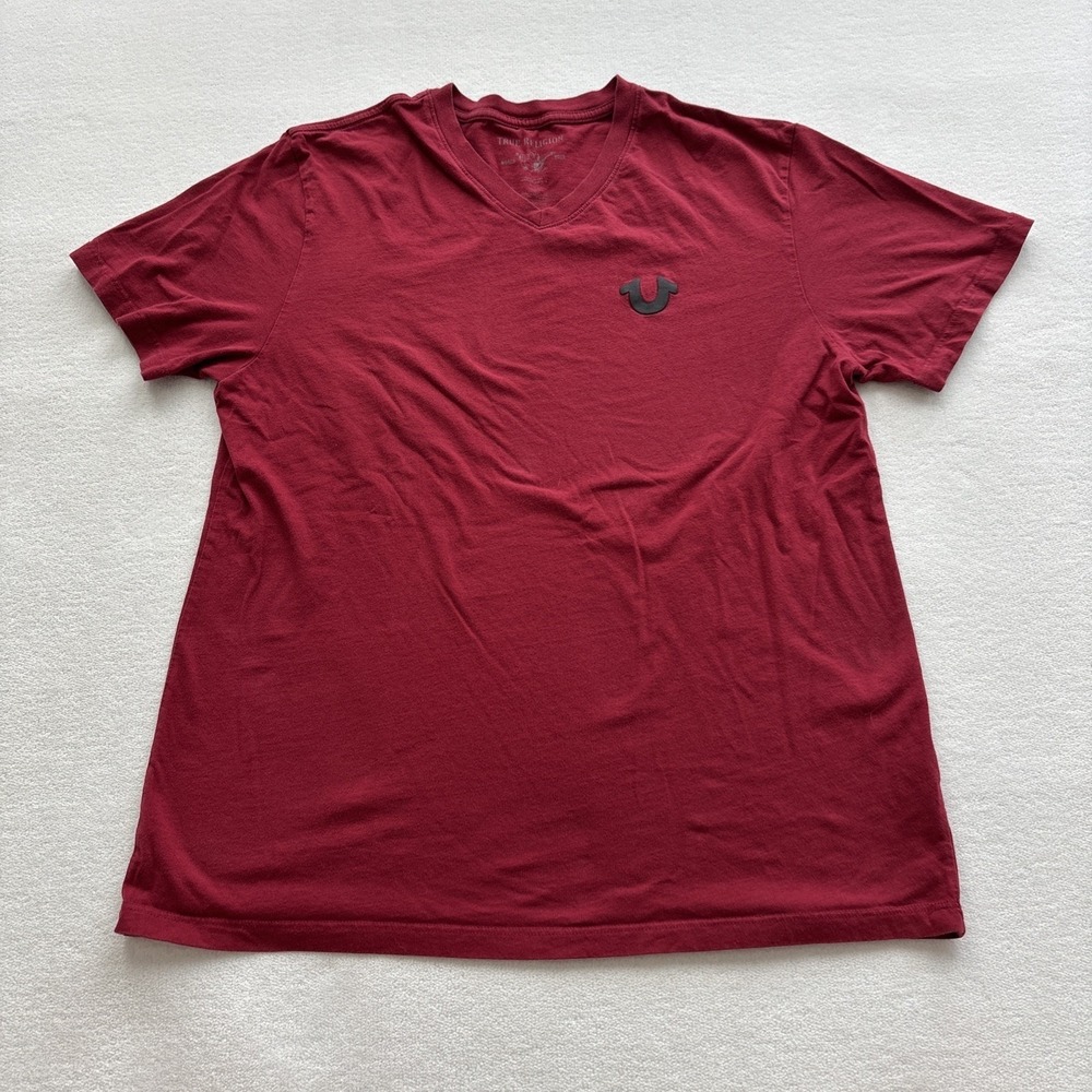 True Religion V-Neck T-Shirt Mens XL Red Horseshoe Logo‎ Short Sleeve Cotton